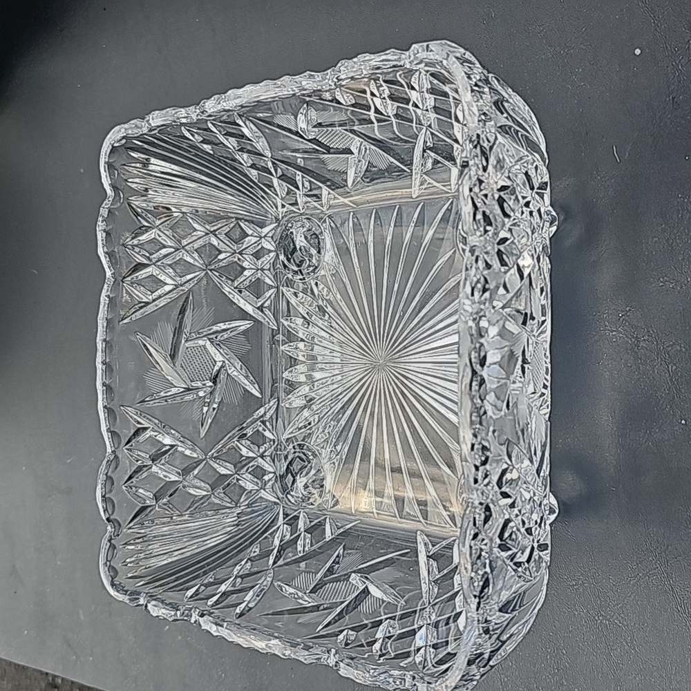 BOHEMIA VINTAGE PRESSED GLASS SQUARE BOWL WITH PINWHEELS